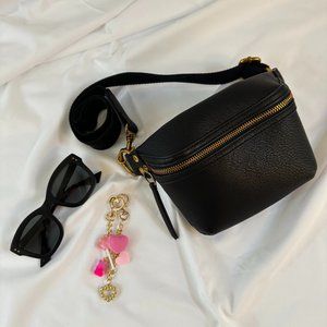 Black Belt Bag by Universal Threads